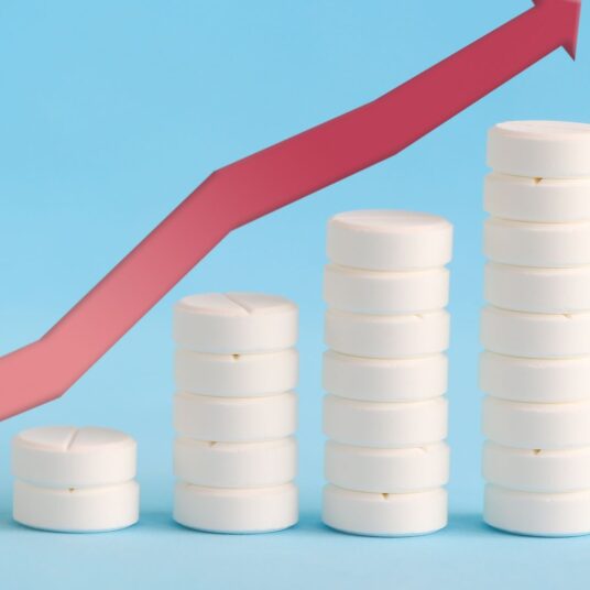 O segredo das farmácias que crescem com unidade: valores, rituais e comportamentos