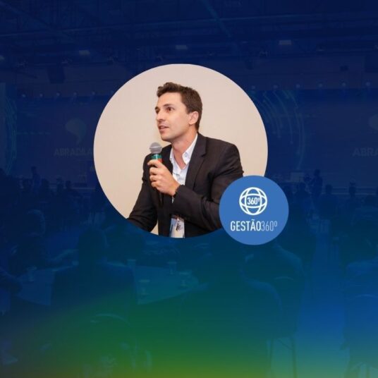 Palestra no Conexão Farma debate fluxo de caixa com dados integrados